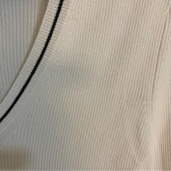 360 Sweater V-Neck Ribbed Varsity Sweater Size L Italian yarn - Picture 6 of 9